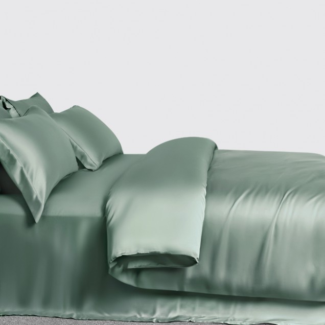 Buy Celadon Green 3 PCS 22 Momme Mulberry Silk Duvet Cover Set Buy Celadon Green 3 PCS 22 Momme Mulberry Silk Duvet Cover Set