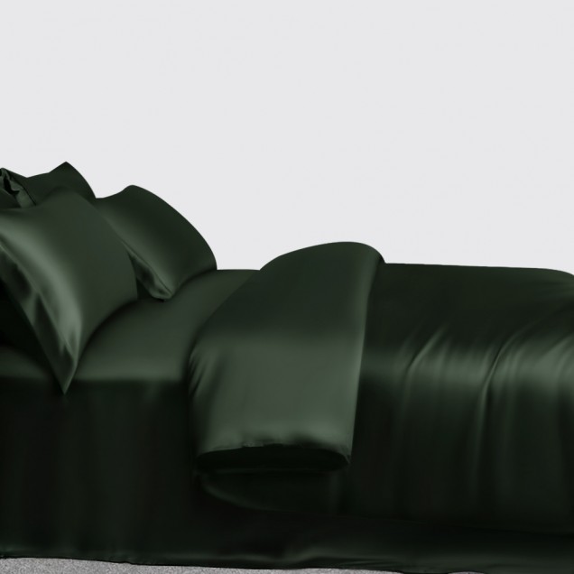 Buy Hunter Green 3 PCS 22 Momme Mulberry Silk Duvet Cover Set Buy Hunter Green 3 PCS 22 Momme Mulberry Silk Duvet Cover Set