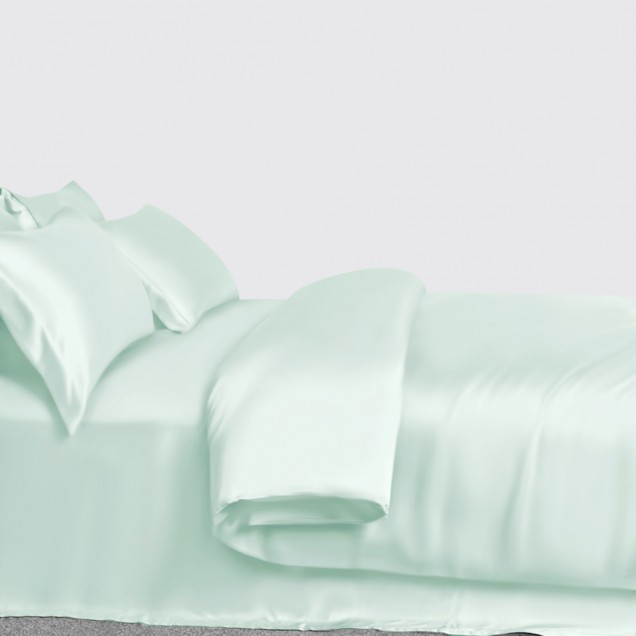Buy Light Cyan 3 PCS 22 Momme Mulberry Silk Duvet Cover Set Buy Light Cyan 3 PCS 22 Momme Mulberry Silk Duvet Cover Set