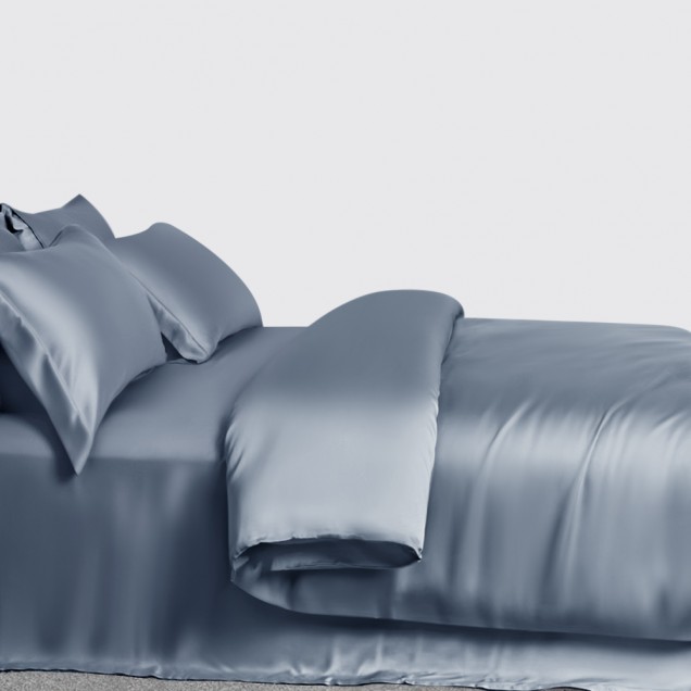 Buy Misty Blue 3 PCS 22 Momme Mulberry Silk Duvet Cover Set Buy Misty Blue 3 PCS 22 Momme Mulberry Silk Duvet Cover Set